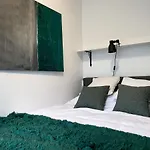 Apartment Urban Cosy No 4, Free Private Parking, Self Check-in Chorzów