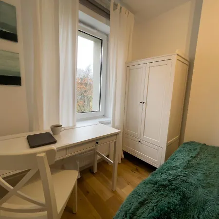 Urban Apartments No 4 - Air Condition - Garden - Free Parking *