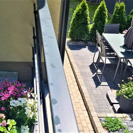 Urban Apartments No 4 - Air Condition - Garden - Free Parking * Chorzów