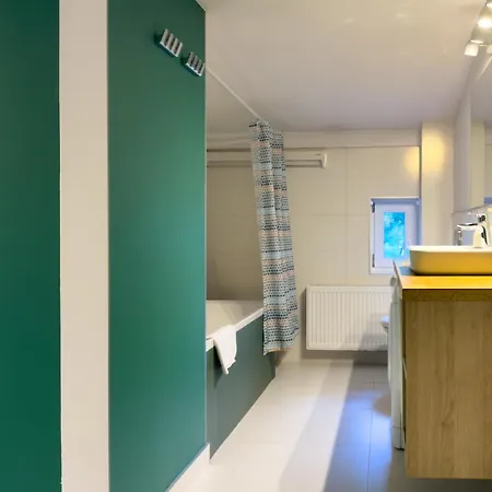 Urban No 4 - Air Condition - Garden - Free Parking Apartment Chorzów