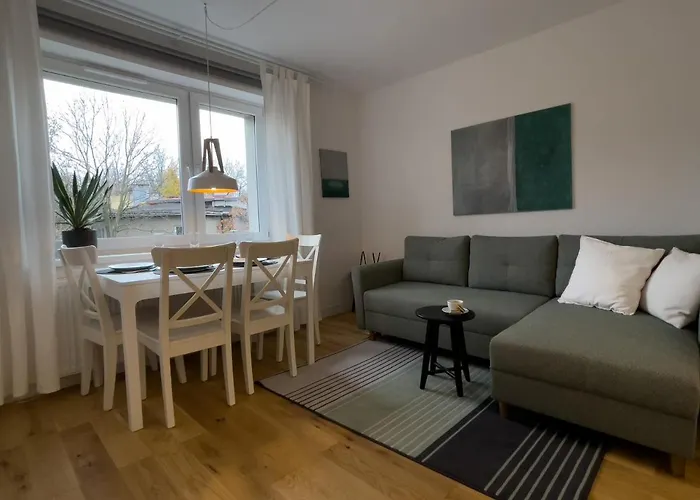 דירה Urban Cosy No 4, Free Private Parking, Self Check-in שורזוב